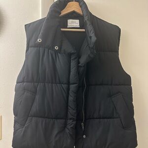 Urban Outfitters Corrine Black Puffer Vest
